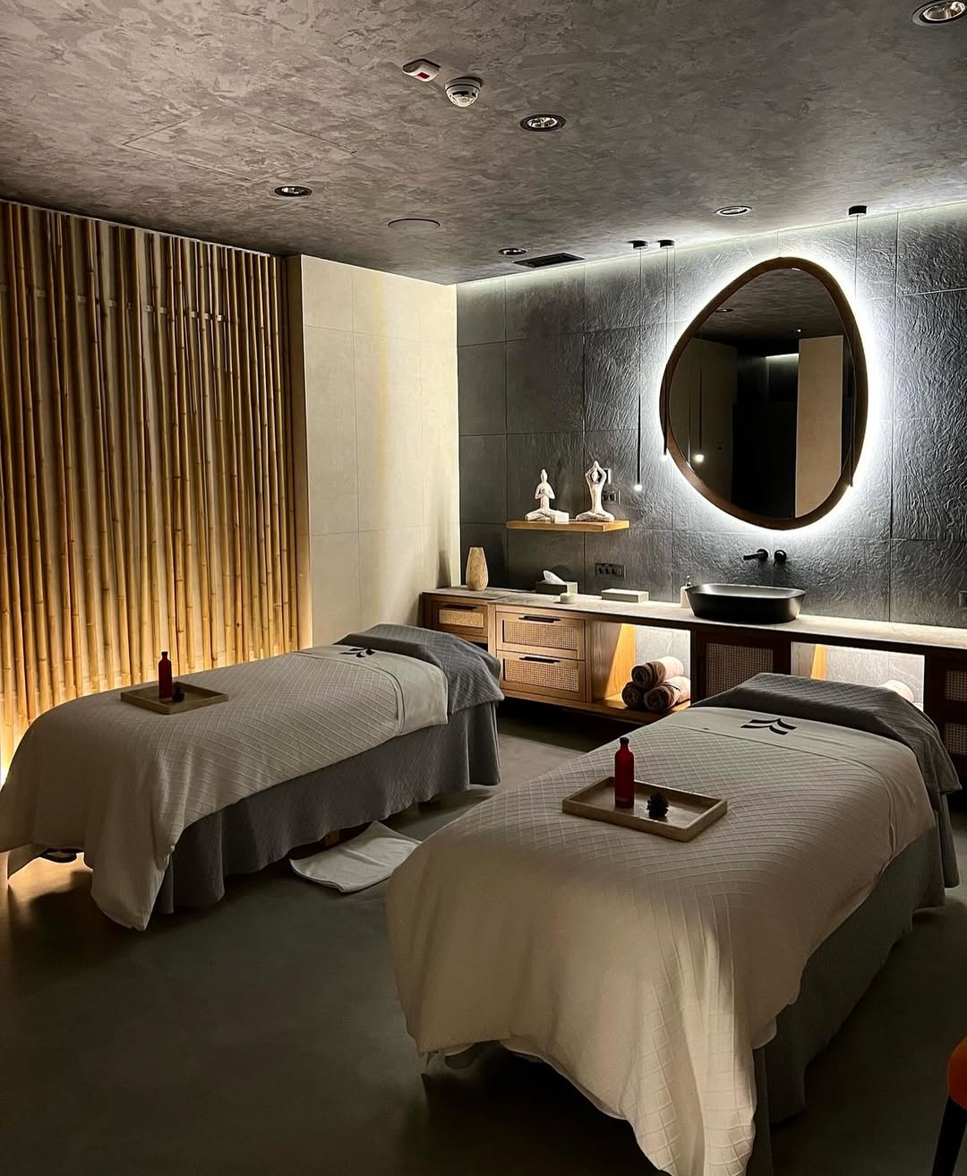 Massage treatment room